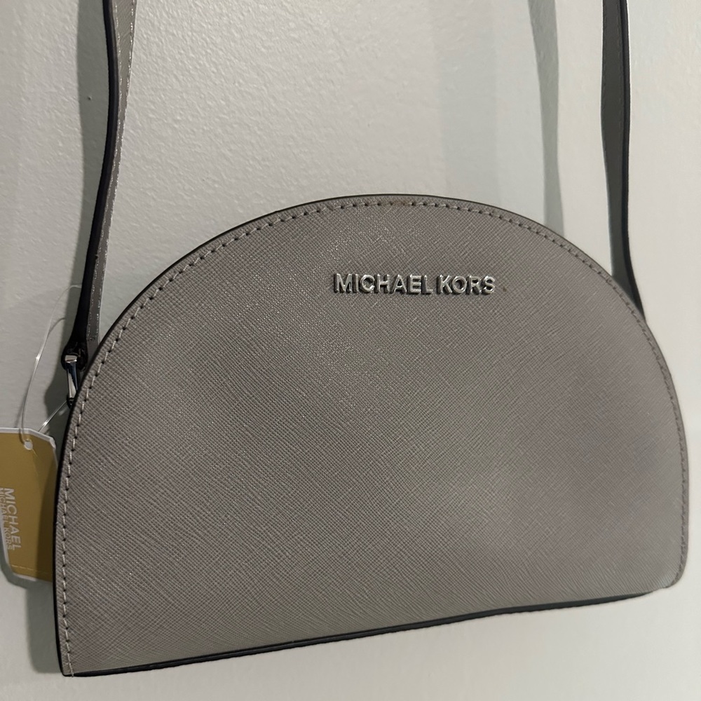 Michael Kors Jet Set Travel Half Moon Crossbody Bag - NEW, NEVER USED